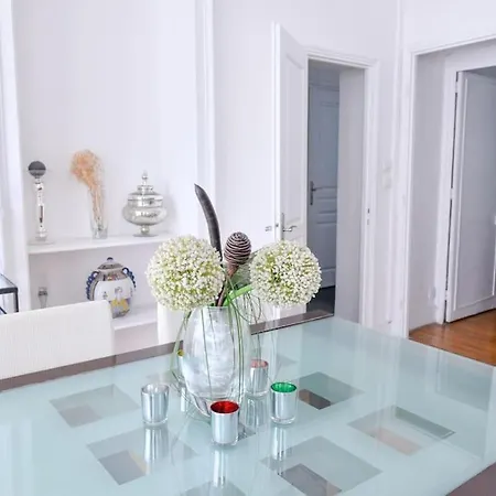 Apartment 90 M2 ,gds Boulevard-opera, 2 Chbs Paris