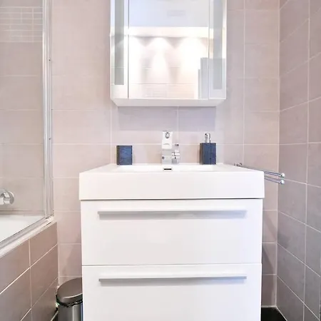 90 M2 ,gds Boulevard-opera, 2 Chbs Apartment *